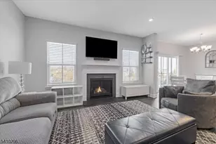 13 Sierra Pl, Sparta Township, NJ 07871 - Photo 2