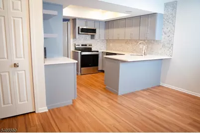 48 Eton Ct, Bedminster Township, NJ 07921 - Photo 2