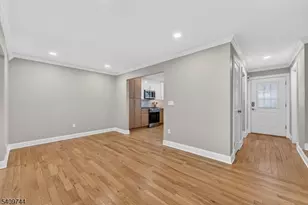 602 Westminster Ct, Hillsborough Township, NJ 08844 - Photo 8