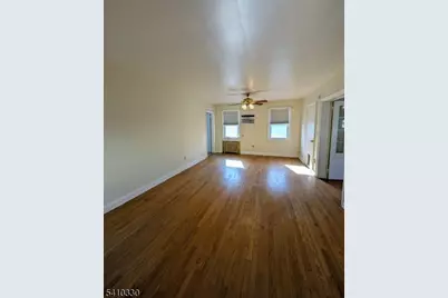 104 Fenner Ave, Clifton, NJ 07013 - Photo 6