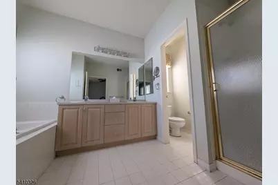 6 Weybourne Ln, White Township, NJ 07823 - Photo 12