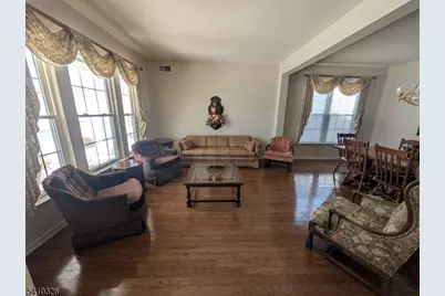 6 Weybourne Ln, White Township, NJ 07823 - Photo 4