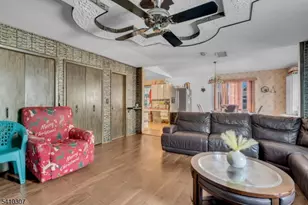 693 Hemlock St, Rahway, NJ 07065 - Photo 12