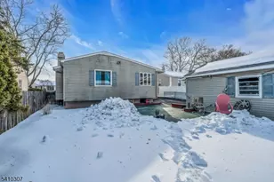 693 Hemlock St, Rahway, NJ 07065 - Photo 28