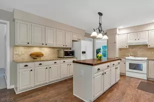 82 Union Hill Rd, Parsippany, NJ 07950 - Photo 18