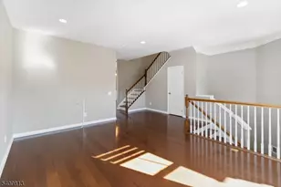 7 Maple Ave Unit, Morristown, NJ 07960 - Photo 12