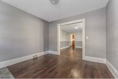 316 Warren St, Phillipsburg, NJ 08865 - Photo 2