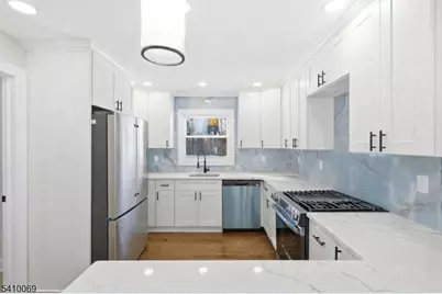 47 Nokomis Ave, Parsippany, NJ 07034 - Photo 10