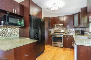 19 Southwynde Dr, Denville, NJ 07834 - Photo 4