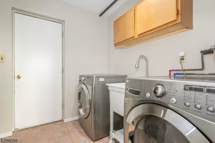 19 Southwynde Dr, Denville, NJ 07834 - Photo 18