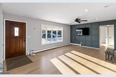 9 McKinley Pl, West Milford, NJ 07480 - Photo 2