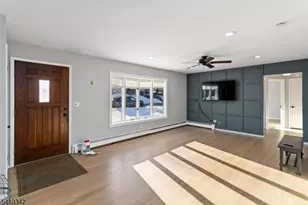 9 McKinley Pl, West Milford, NJ 07480 - Photo 2