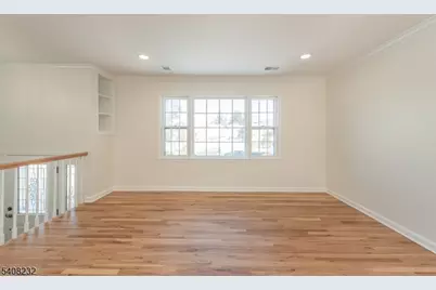 9 Dixon Pl, East Hanover Township, NJ 07936 - Photo 8