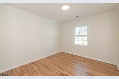 9 Dixon Pl, East Hanover Township, NJ 07936 - Photo 18