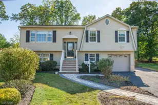 9 Dixon Pl, East Hanover Township, NJ 07936 - Photo 2