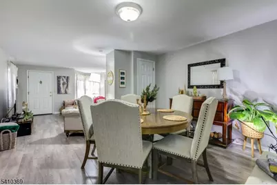 233 Augusta St, Old Bridge Township, NJ 08879 - Photo 4