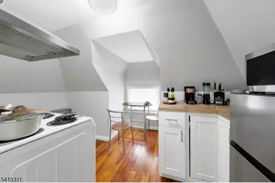 262 Claremont Ave, Montclair, NJ 07042 - Photo 24