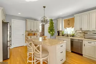 262 Claremont Ave, Montclair, NJ 07042 - Photo 12