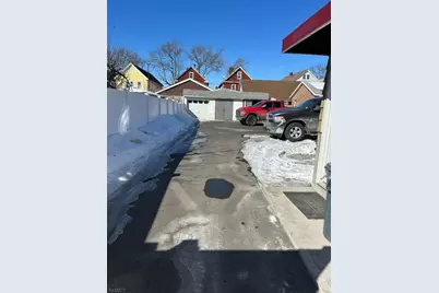 934 Monroe Ave, Elizabeth, NJ 07208 - Photo 8