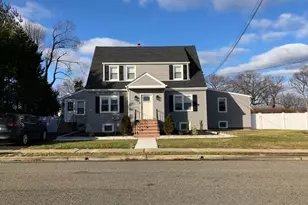 373 Floral Ln, Saddle Brook Township, NJ 07663 - Photo 1