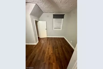 373 Floral Ln, Saddle Brook Township, NJ 07663 - Photo 10