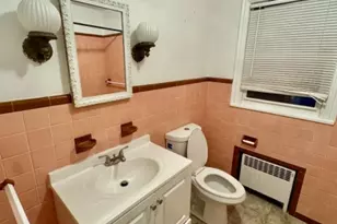 373 Floral Ln, Saddle Brook Township, NJ 07663 - Photo 12