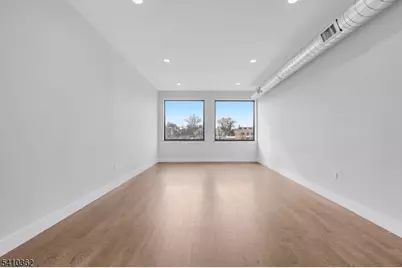 1131 Main Ave, Clifton, NJ 07011 - Photo 8