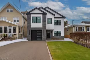 540 Muriel Pkwy, Elizabeth, NJ 07208 - Photo 1