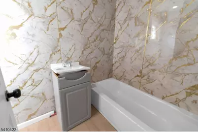 34 Tichenor Ter, Irvington, NJ 07111 - Photo 8