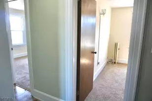 87 E Somerset St, Raritan, NJ 08869 - Photo 10