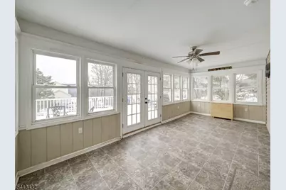 125 Hillcrest Dr, Milford, NJ 08848 - Photo 4