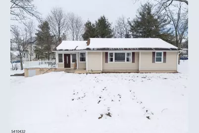 125 Hillcrest Dr, Milford, NJ 08848 - Photo 1