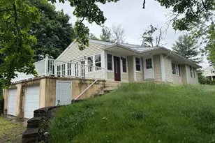 125 Hillcrest Dr, Milford, NJ 08848 - Photo 2