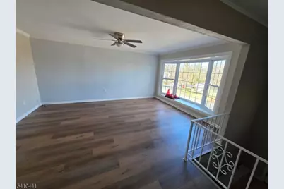 14 Oliver Rd, Roxbury Township, NJ 07850 - Photo 4