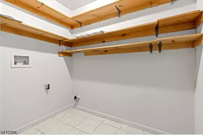 457 Irvine Turner Blvd #2, Newark, NJ 07108 - Photo 10