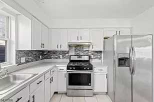 457 Irvine Turner Blvd, Newark, NJ 07108 - Photo 8