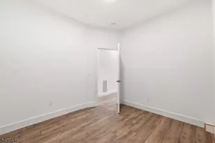 855 S 14th St, Newark, NJ 07108 - Photo 14