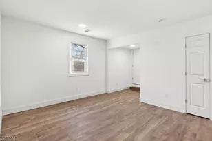 855 S 14th St, Newark, NJ 07108 - Photo 10