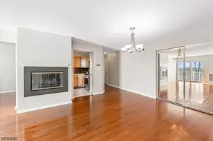 90 Crestview Ln, Mount Arlington, NJ 07856 - Photo 2