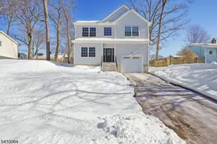127 West End Ave, Hopatcong, NJ 07843 - Photo 2