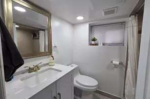 725 Schuyler Ave, Lyndhurst Township, NJ 07071 - Photo 18