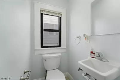 362 Crawford Ter, Union Township, NJ 07083 - Photo 22