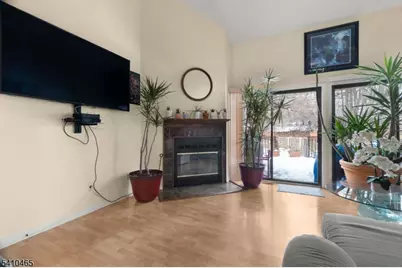 39 Oriole Ter, Hampton Township, NJ 07860 - Photo 8