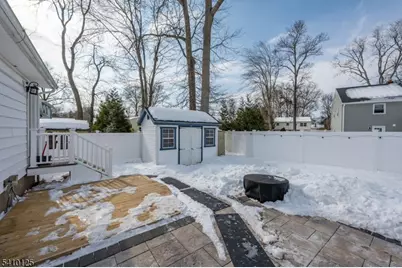 7 Carlson Pl, Parsippany, NJ 07034 - Photo 30