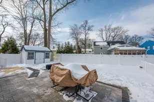 7 Carlson Pl, Parsippany, NJ 07034 - Photo 32