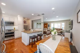 7 Carlson Pl, Parsippany, NJ 07034 - Photo 4