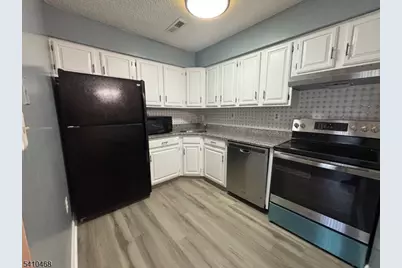 2015 Aspen Dr, Plainsboro Township, NJ 08536 - Photo 4