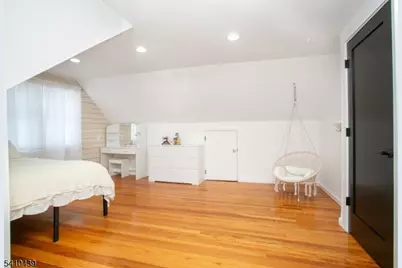 80 Lessing Rd, West Orange Township, NJ 07052 - Photo 22