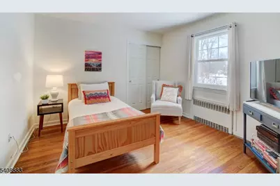 55 Watnong Dr, Morris Plains, NJ 07950 - Photo 14