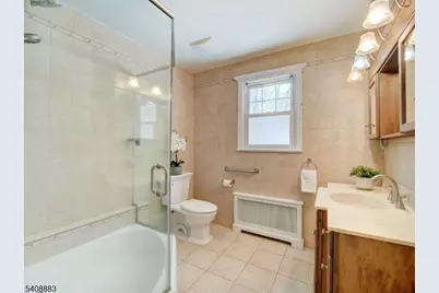 55 Watnong Dr, Morris Plains, NJ 07950 - Photo 16